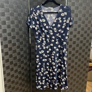 🔴 MS BASIC Fit & Flare T-Shirt Dress - Large (blue floral)